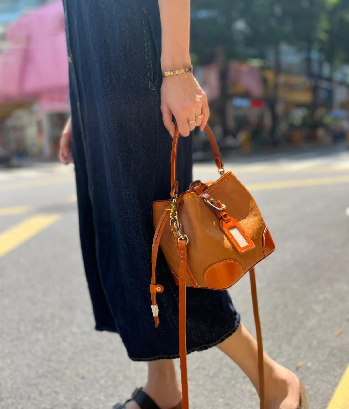 Italian Luxury Cowhide Leather Drawstring Bucket Bag,  Handcrafted High-End Colliding Colours Genuine Leather Shoulder Bag Women