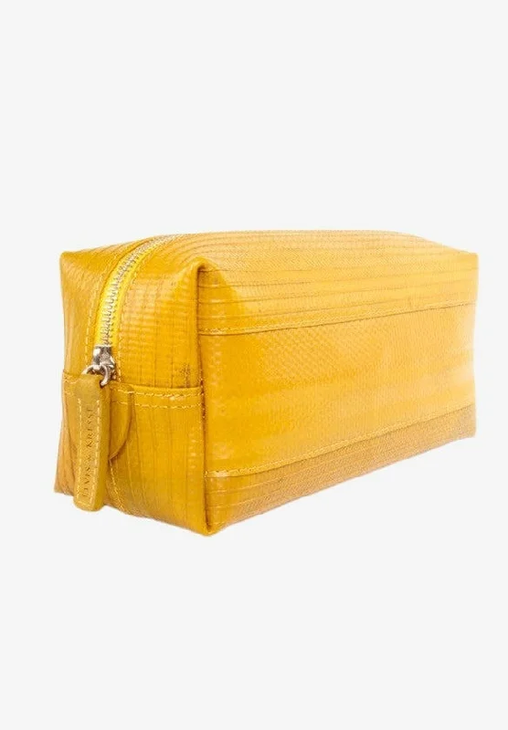 Elvis and Kresse Washbag Medium - Yellow