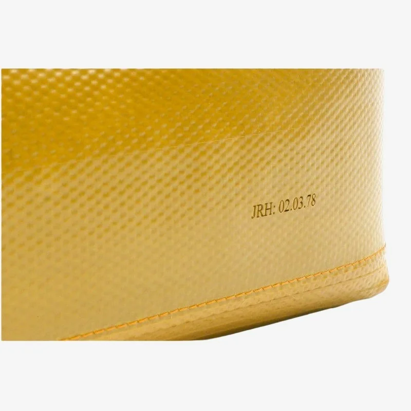 Elvis and Kresse Washbag Medium - Yellow