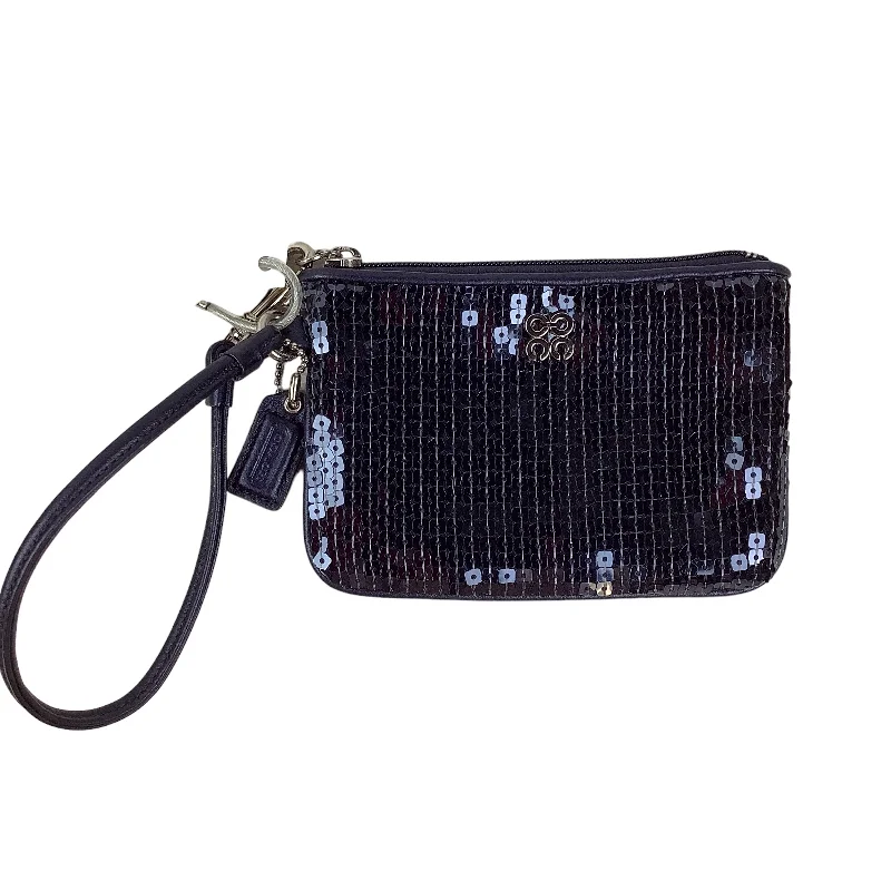 Wristlet Designer By Coach  Size: Small